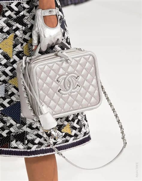 chanel yellow vanity bag|chanel vanity case 2022.